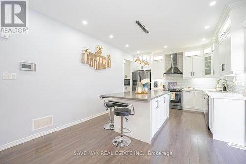 51 Burgess Crescent, Brantford, ON - Indoor Photo Showing Kitchen With Upgraded Kitchen