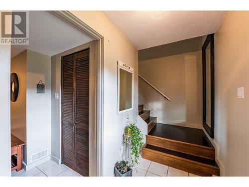 1745 Ridgewood Road, Nelson, BC - Indoor Photo Showing Other Room