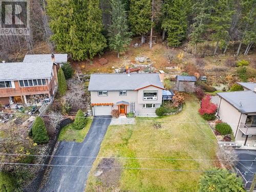 1745 Ridgewood Road, Nelson, BC - Outdoor