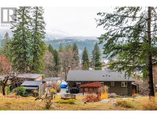 1745 Ridgewood Road, Nelson, BC - Outdoor