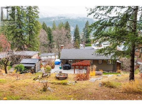 1745 Ridgewood Road, Nelson, BC - Outdoor