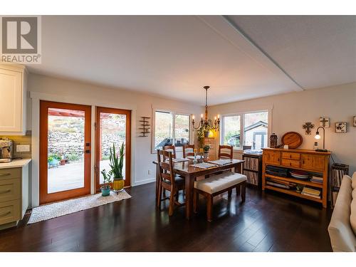 1745 Ridgewood Road, Nelson, BC - Indoor Photo Showing Dining Room