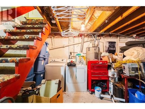 220-222 Vernon Street, Nelson, BC - Indoor Photo Showing Laundry Room