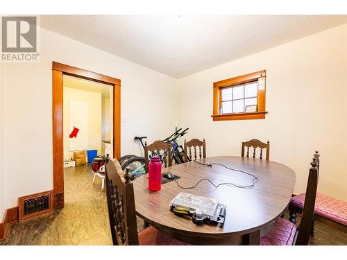 220-222 Vernon Street, Nelson, BC - Indoor Photo Showing Dining Room