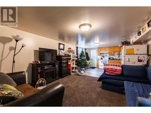 220-222 Vernon Street, Nelson, BC - Indoor