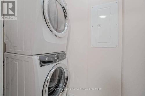 101 - 5705 Long Valley Road, Mississauga, ON - Indoor Photo Showing Laundry Room