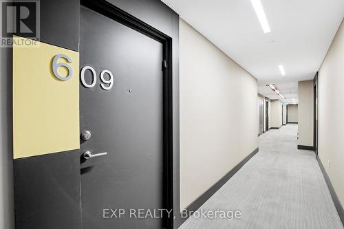 609 - 68 Merton Street, Toronto, ON - Indoor Photo Showing Other Room