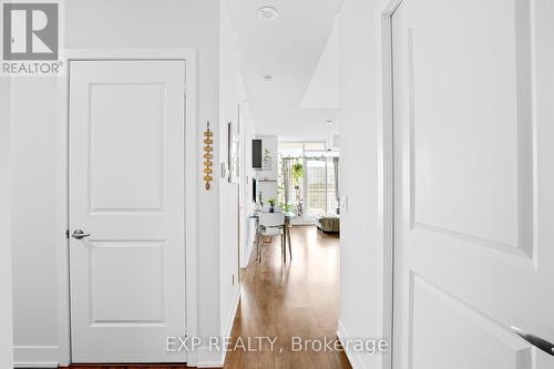 609 - 68 Merton Street, Toronto, ON - Indoor Photo Showing Other Room