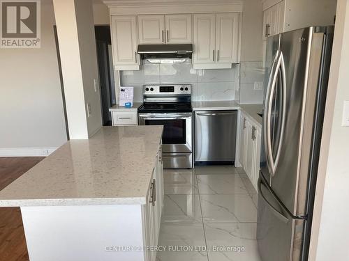 1904 - 10 Sunny Glen Way, Toronto, ON - Indoor Photo Showing Kitchen With Upgraded Kitchen