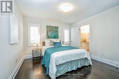 39 Lampman Crescent, Brampton, ON - Indoor Photo Showing Bedroom