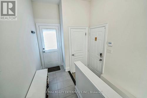 39 Lampman Crescent, Brampton, ON - Indoor Photo Showing Other Room