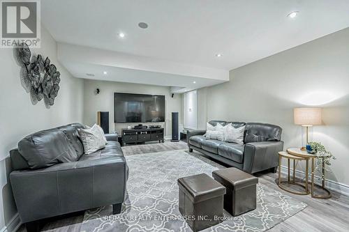 39 Lampman Crescent, Brampton, ON - Indoor Photo Showing Living Room