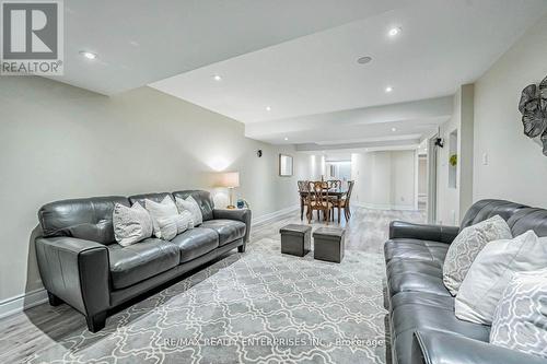 39 Lampman Crescent, Brampton, ON - Indoor Photo Showing Living Room