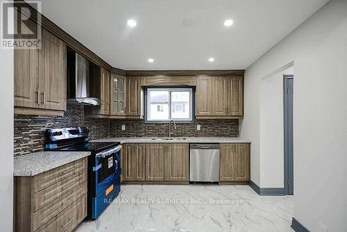 47 Horne Drive, Brampton, ON - Indoor Photo Showing Kitchen With Double Sink