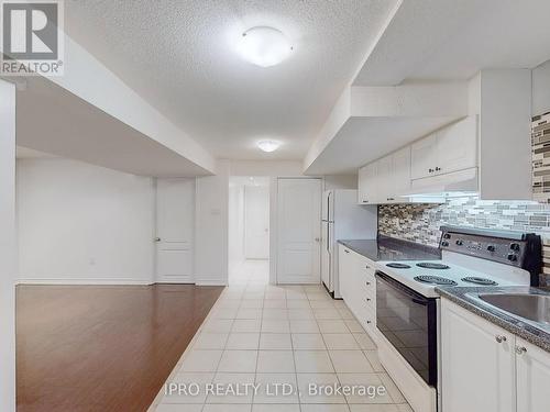 Bsmt - 3770 Densbury Drive, Mississauga, ON - Indoor Photo Showing Kitchen