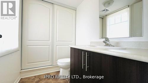 4 - 3070 Thomas Street, Mississauga, ON - Indoor Photo Showing Bathroom