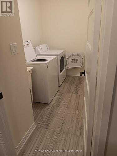 36 Jayla Lane, West Lincoln, ON - Indoor Photo Showing Laundry Room