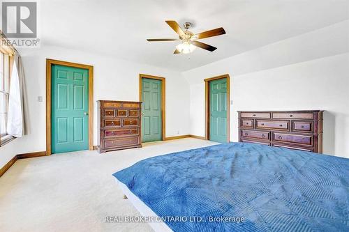 6398 Orchard Avenue, Niagara Falls, ON - Indoor Photo Showing Bedroom