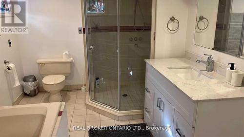 6398 Orchard Avenue, Niagara Falls, ON - Indoor Photo Showing Bathroom