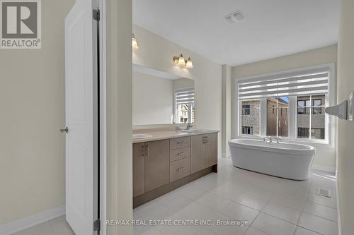 58 Mary Watson Street, North Dumfries, ON - Indoor Photo Showing Bathroom