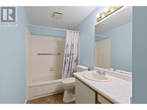 2433 Ingram Road Unit# 16, West Kelowna, BC - Indoor Photo Showing Bathroom