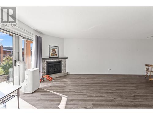 2433 Ingram Road Unit# 16, West Kelowna, BC - Indoor With Fireplace