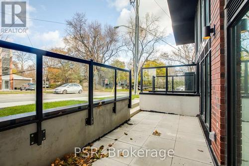 Th105 - 2799 Kingston Road, Toronto, ON - Outdoor