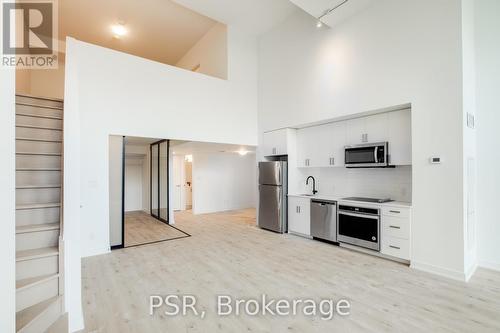 Th105 - 2799 Kingston Road, Toronto, ON - Indoor Photo Showing Kitchen