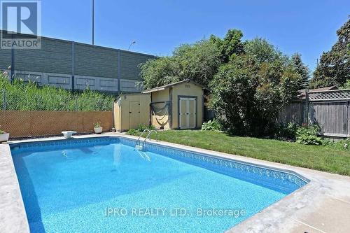 584 Dorchester Drive N, Oshawa, ON - Outdoor With In Ground Pool With Backyard