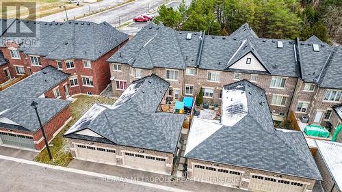 203 Beechborough Crescent, East Gwillimbury, ON - Outdoor