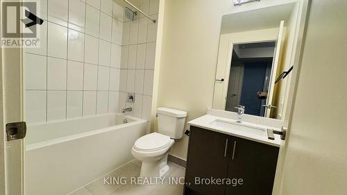 420 - 9000 Jane Street, Vaughan, ON - Indoor Photo Showing Bathroom