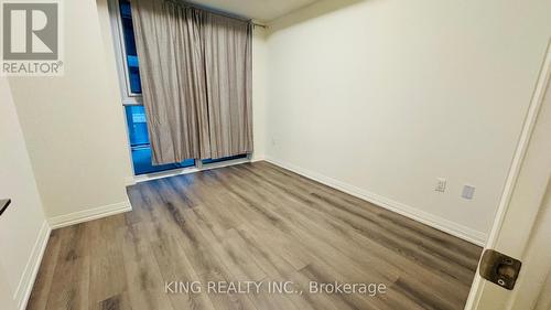 420 - 9000 Jane Street, Vaughan, ON - Indoor Photo Showing Other Room