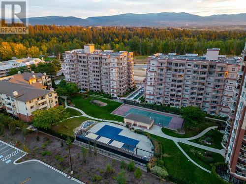 Courtyard - 1950 Durnin Road Unit# 408, Kelowna, BC - Outdoor With View