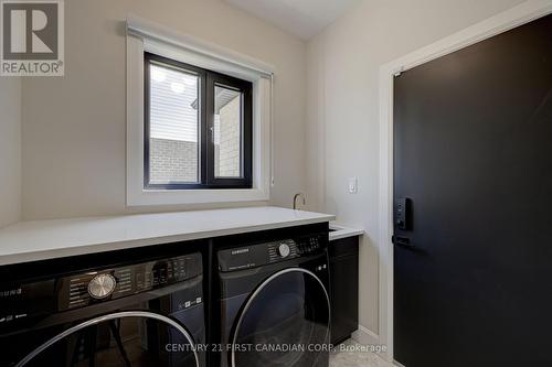 133 Basil Crescent, Middlesex Centre, ON - Indoor Photo Showing Laundry Room