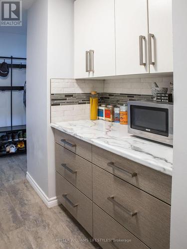 1410 - 1105 Jalna Boulevard, London, ON - Indoor Photo Showing Kitchen