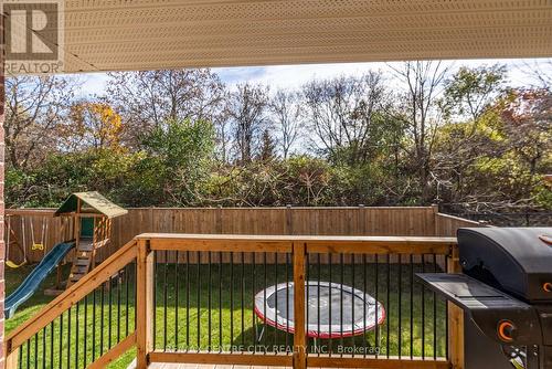 40 Livingstone Drive, Tillsonburg, ON - Outdoor With Deck Patio Veranda