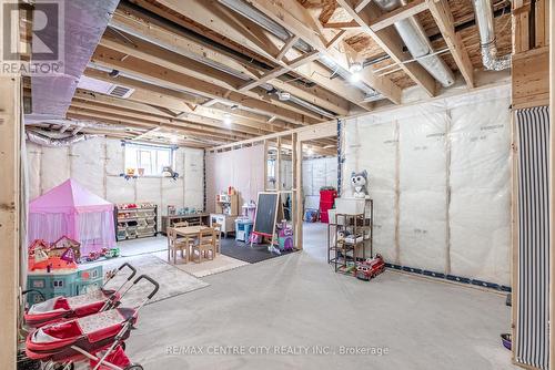 40 Livingstone Drive, Tillsonburg, ON - Indoor Photo Showing Basement