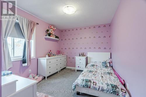 40 Livingstone Drive, Tillsonburg, ON - Indoor Photo Showing Bedroom