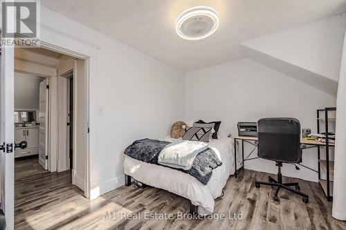 324 Edinburgh Road S, Guelph (Old University), ON - Indoor Photo Showing Bedroom