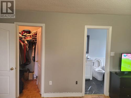 25 Laura Sabrina Drive, Vaughan, ON - Indoor Photo Showing Other Room