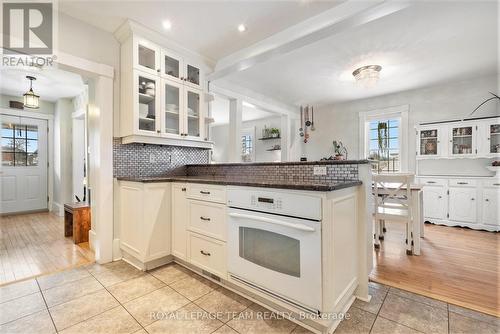 535 Albert Street, North Dundas, ON - Indoor Photo Showing Kitchen