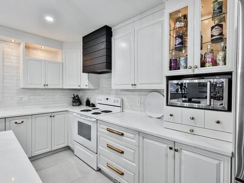 Cuisine - 1060  - 1062 Av. De Châteaubriant, Mascouche, QC - Indoor Photo Showing Kitchen