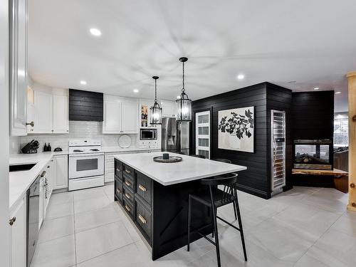 Cuisine - 1060  - 1062 Av. De Châteaubriant, Mascouche, QC - Indoor Photo Showing Kitchen