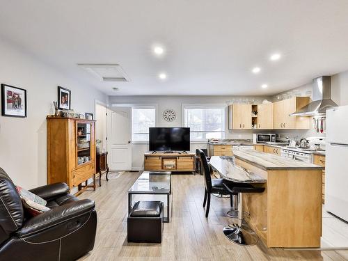 Cuisine - 1060  - 1062 Av. De Châteaubriant, Mascouche, QC - Indoor Photo Showing Kitchen