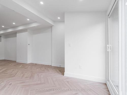 4-861 O'Connor Dr, Toronto, ON - Indoor Photo Showing Other Room