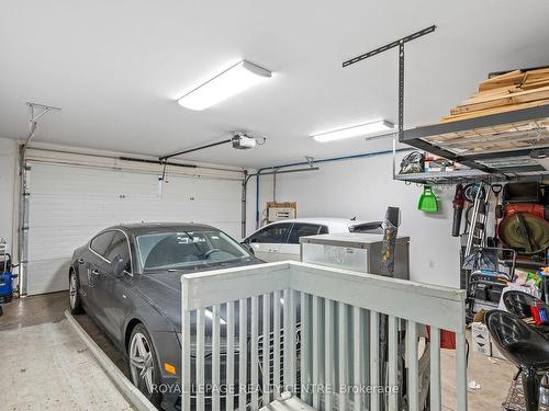 336 Bowen Rd, Fort Erie, ON - Indoor Photo Showing Garage