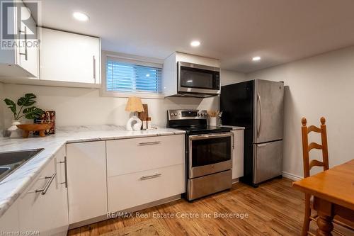 65 Kensington Street, Guelph (Waverley), ON - Indoor Photo Showing Kitchen With Double Sink