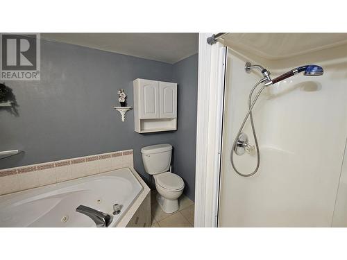 286 Green Avenue W Unit# 106, Penticton, BC - Indoor Photo Showing Bathroom