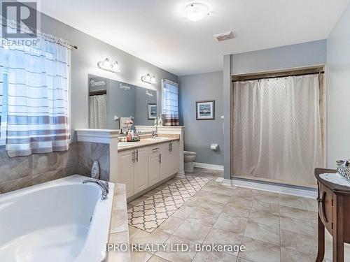 450 Summerlyn Trail, Bradford West Gwillimbury, ON - Indoor Photo Showing Bathroom