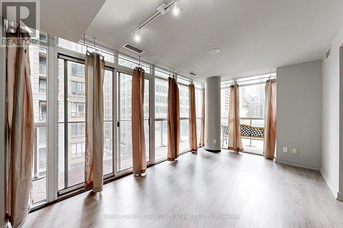 710 - 126 Simcoe Street, Toronto, ON - Indoor Photo Showing Other Room